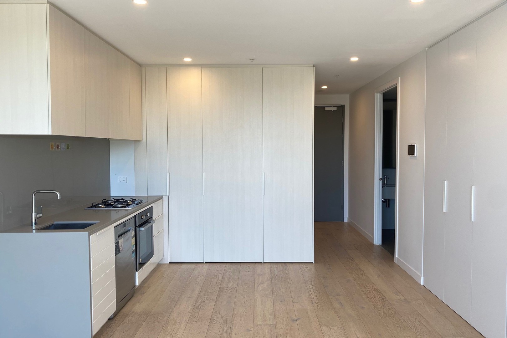 907/91 Galada Avenue, Parkville, VIC 3052 - Thumbnail 1 - 14/02/2023