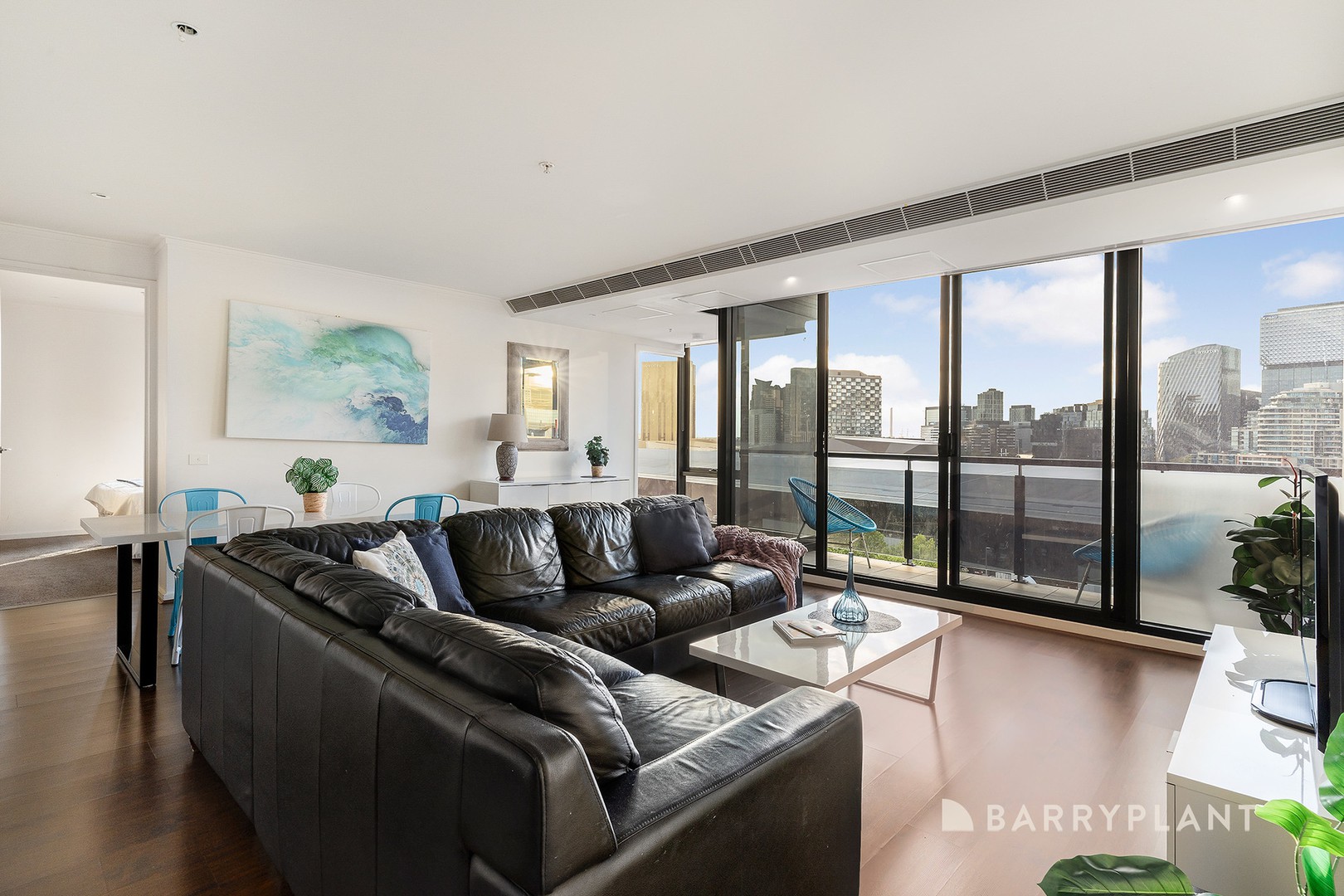 909/63 Whiteman Street, Southbank, VIC 3006, Southbank - Thumbnail 3