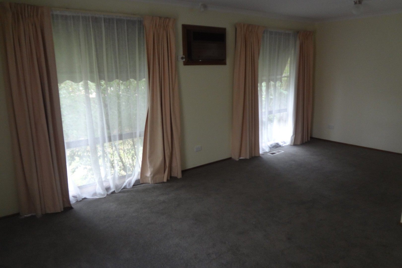 91 Coleman Road, Wantirna South, VIC 3152 - Thumbnail 2 - 18/12/2025