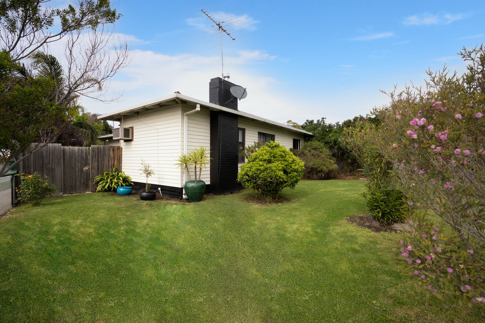 91 Rose Avenue, Norlane, VIC 3214 - Thumbnail 2 - 21/10/2021