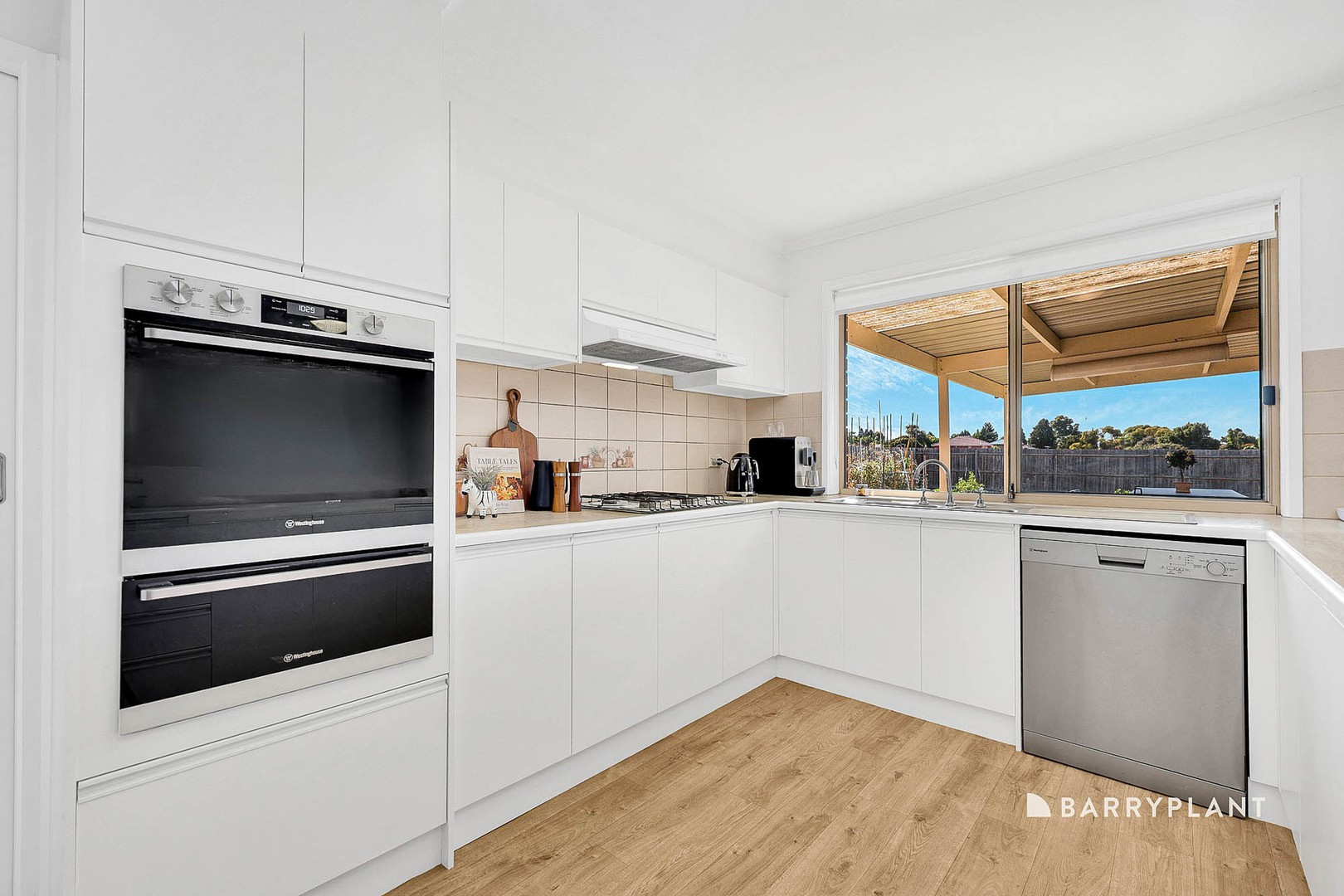 91 Woolnough Drive, Mill Park, VIC 3082, Mill Park - Thumbnail 4