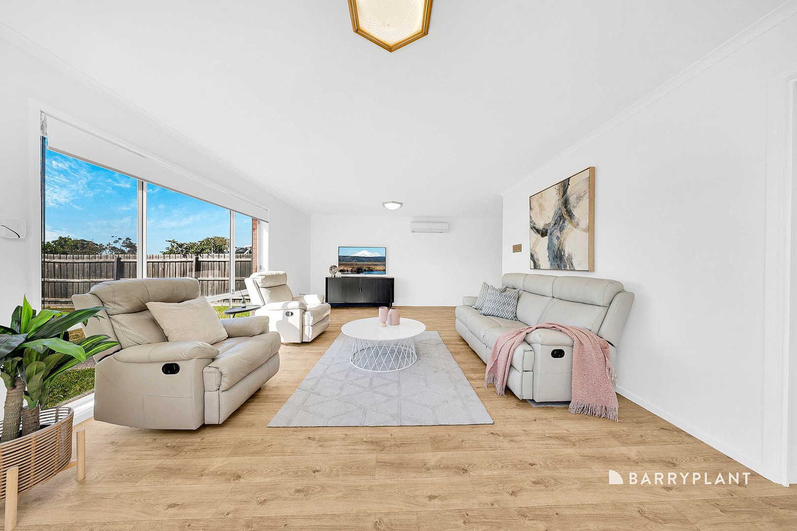 91 Woolnough Drive, Mill Park, VIC 3082, Mill Park - Thumbnail 7