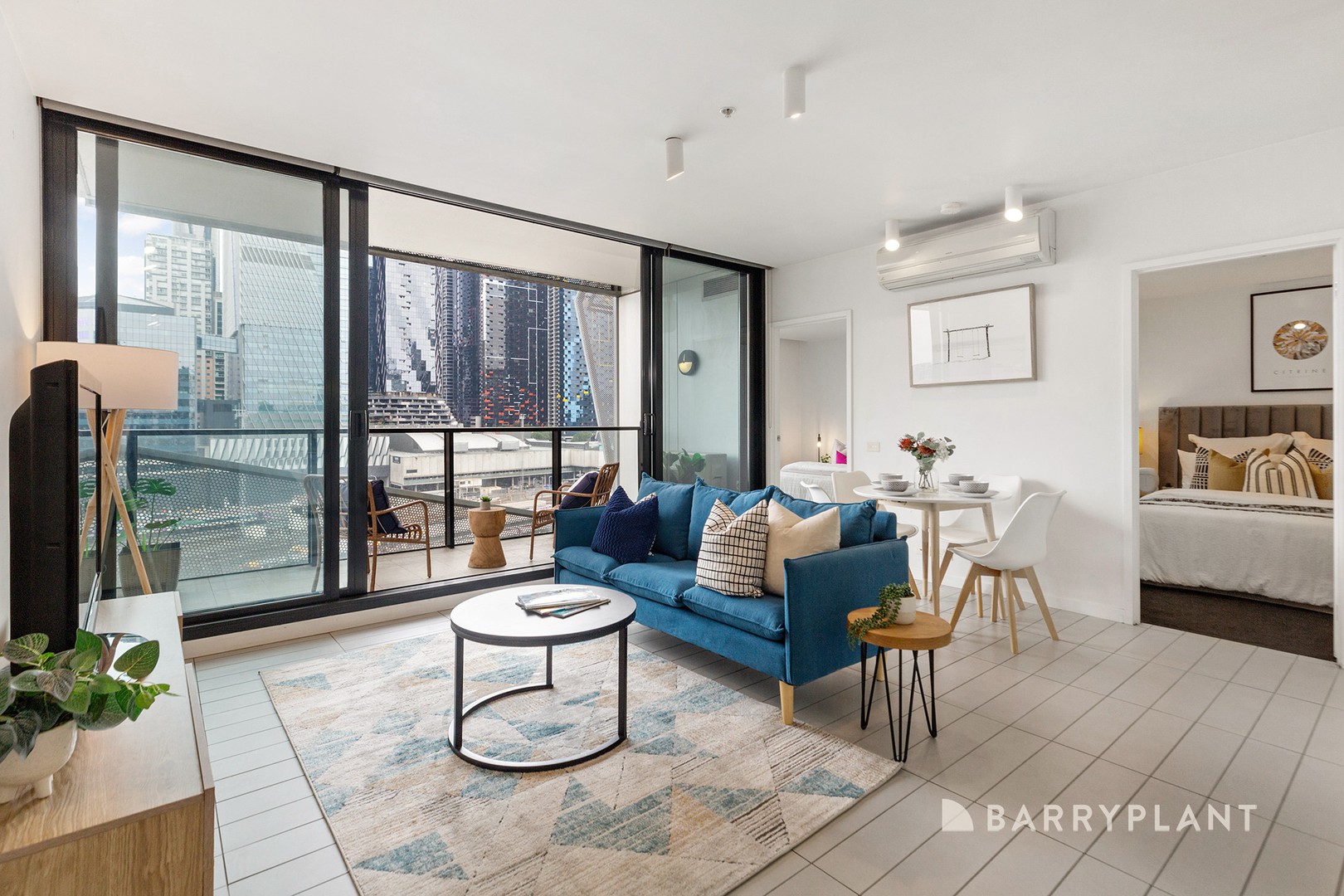 910/673 La Trobe Street, Docklands, VIC 3008