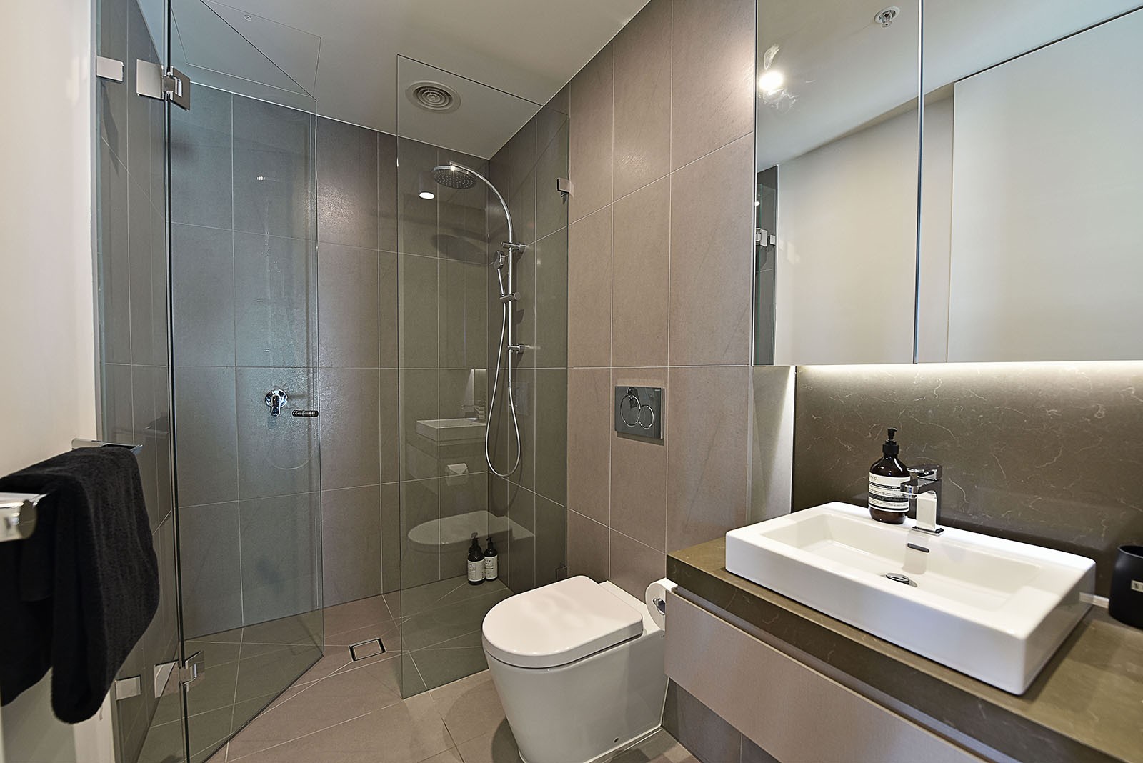 910/72 Wests Rd, Maribyrnong, VIC 3032 - Thumbnail 2 - 07/03/2025