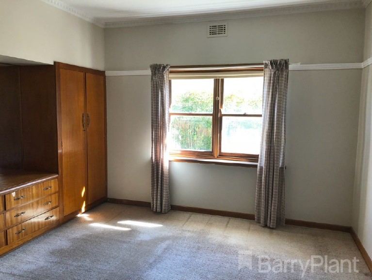 911 Armstrong Street North, Ballarat North, VIC 3350, Ballarat North - Thumbnail 3