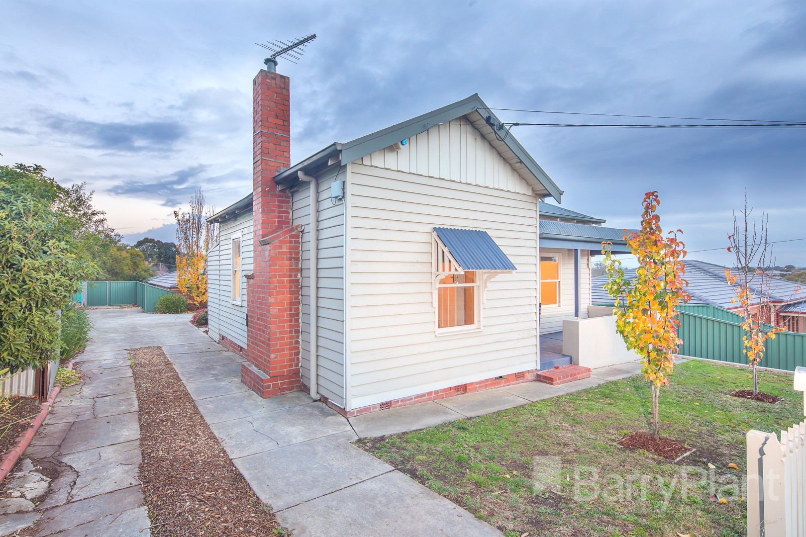 911 Tress St, Mount Pleasant, VIC 3350 - Thumbnail 2 - 16/05/2024