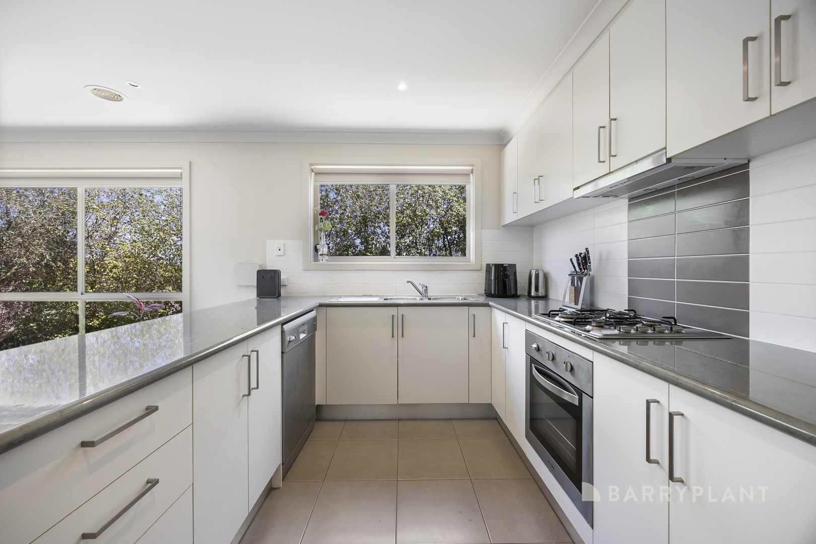 913 Tress Street, Mount Pleasant, VIC 3350, Mount Pleasant - Thumbnail 7