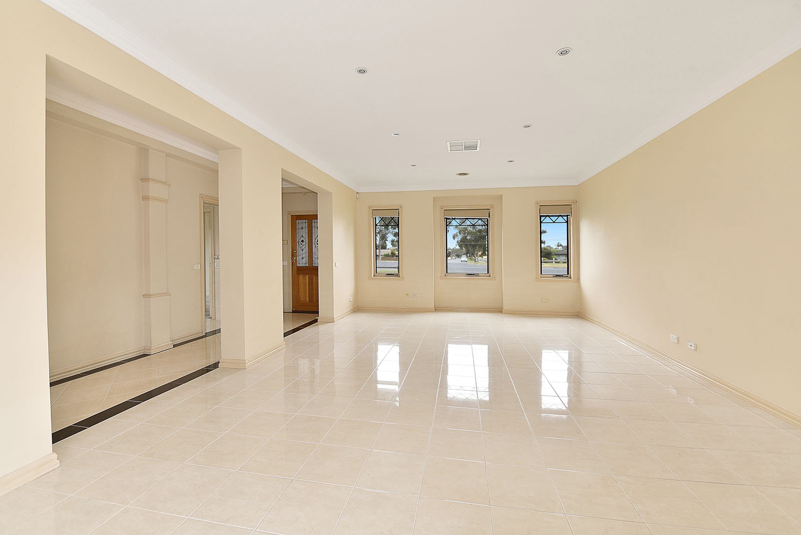 915 Ballarat Road, Deer Park, VIC 3023, Deer Park - Thumbnail 3