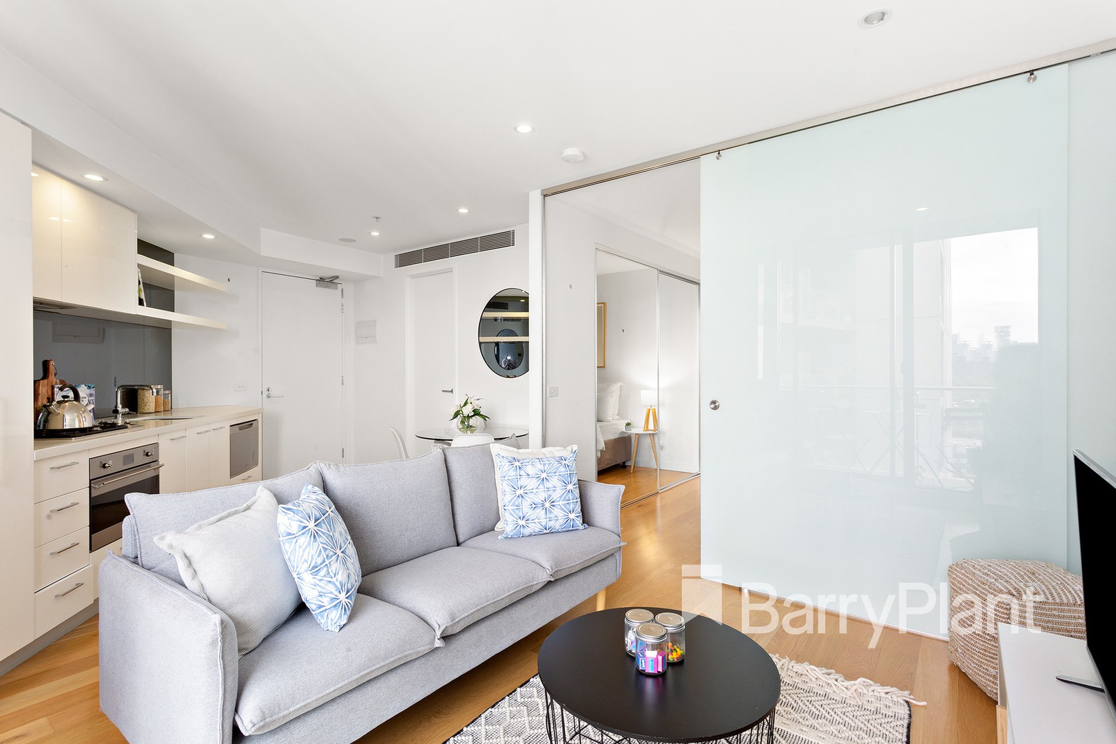916/338 Kings Way, South Melbourne, VIC 3205, South Melbourne - Thumbnail 2