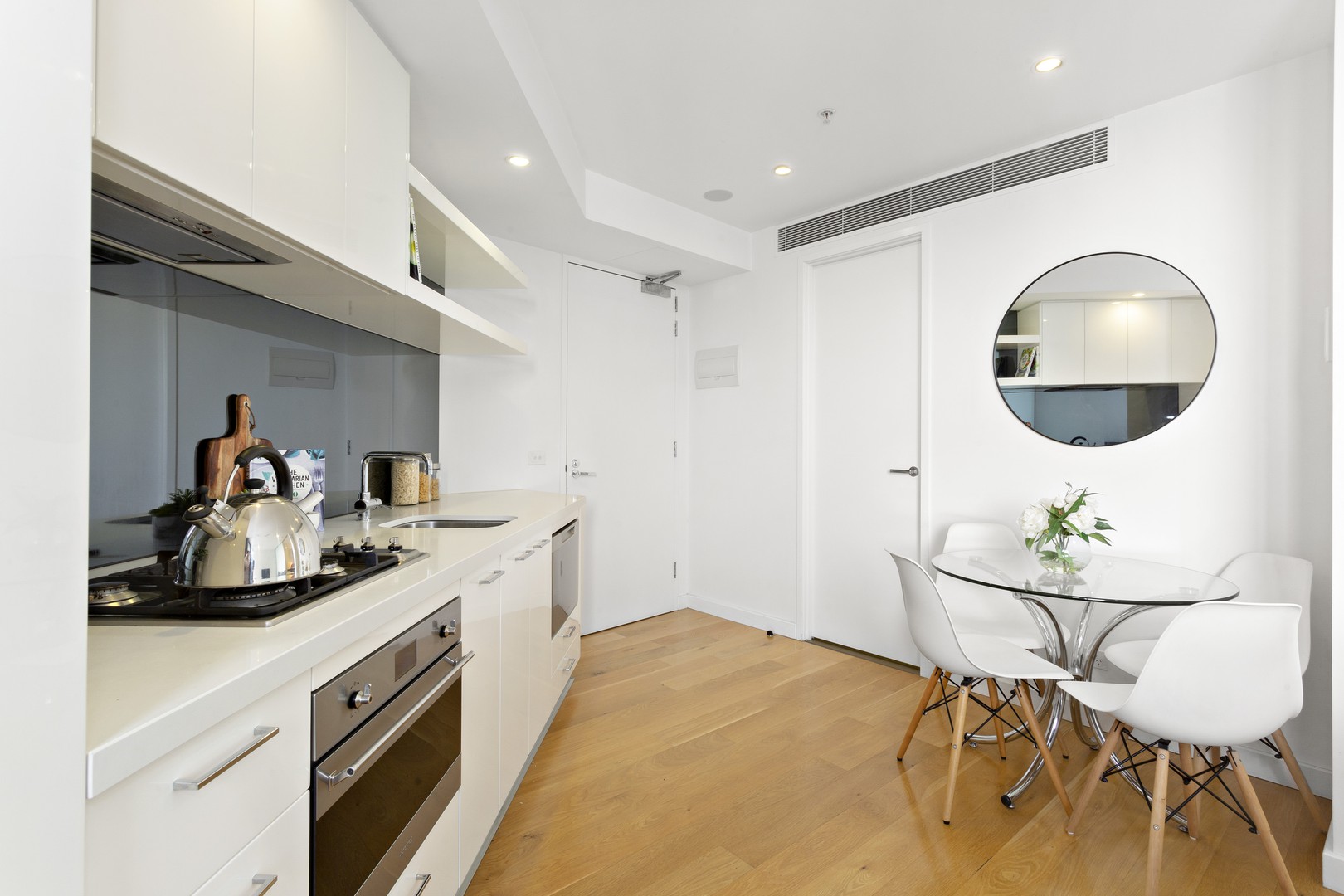 916/338 Kings Way, South Melbourne, VIC 3205, South Melbourne - Thumbnail 3