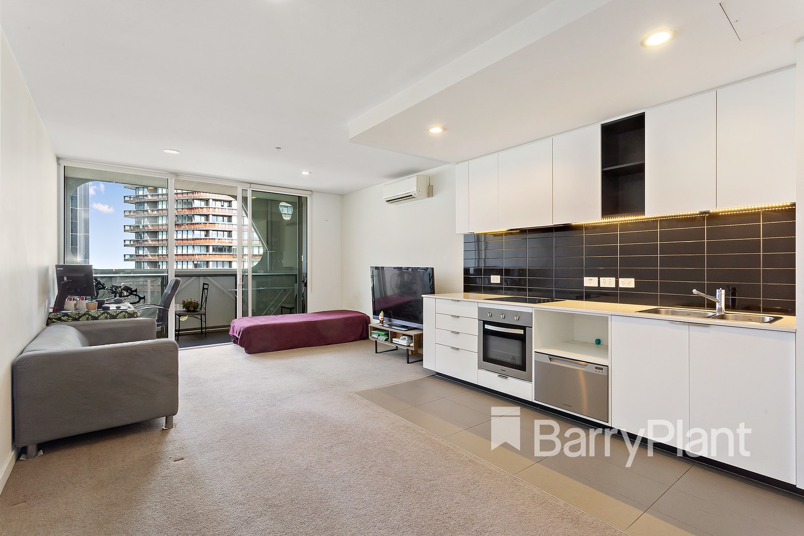 918/55 Merchant Street, Docklands, VIC 3008, Docklands - Thumbnail 5