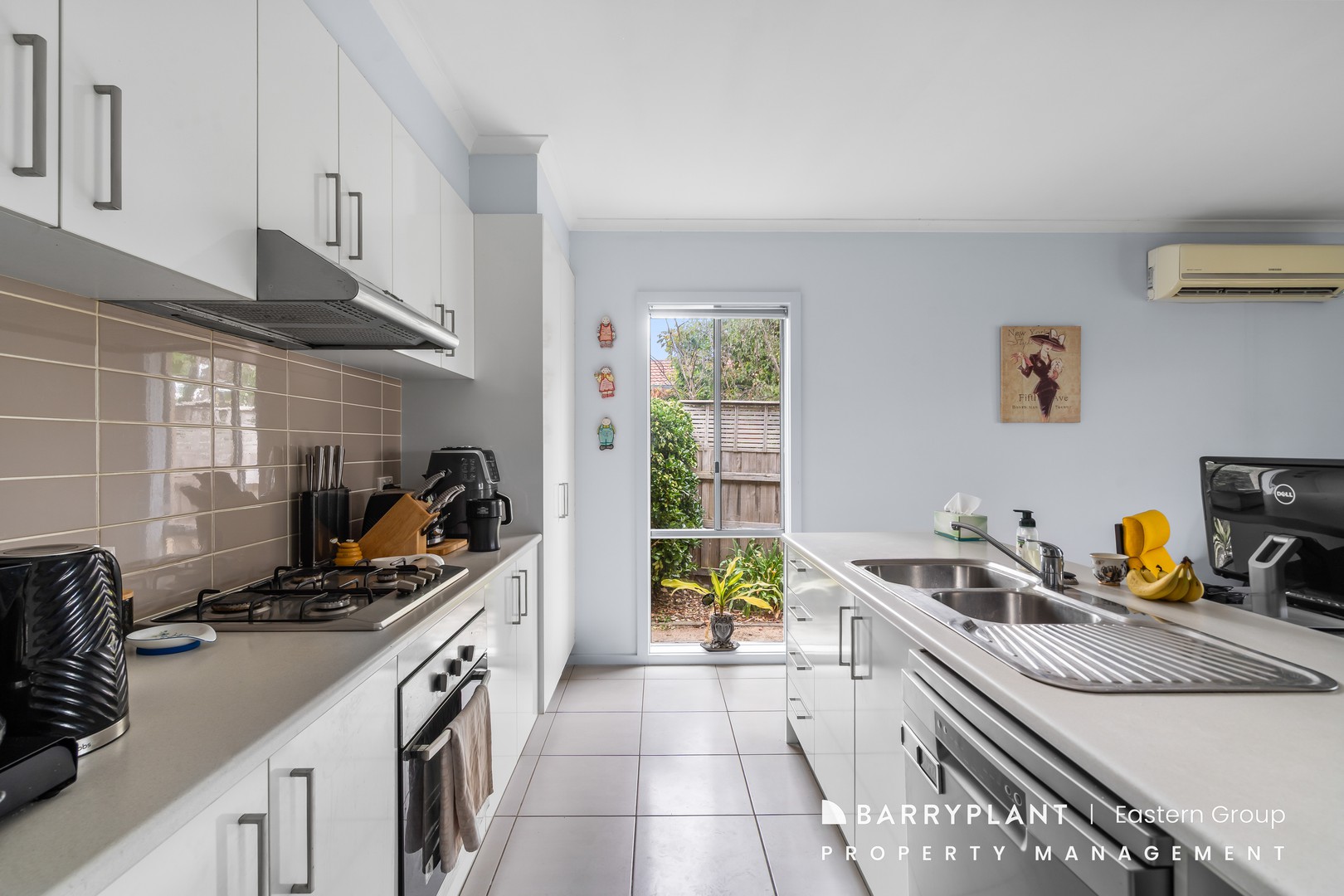 92 Broderick Road, Carrum Downs, VIC 3201 - Thumbnail 2 - 09/01/2026