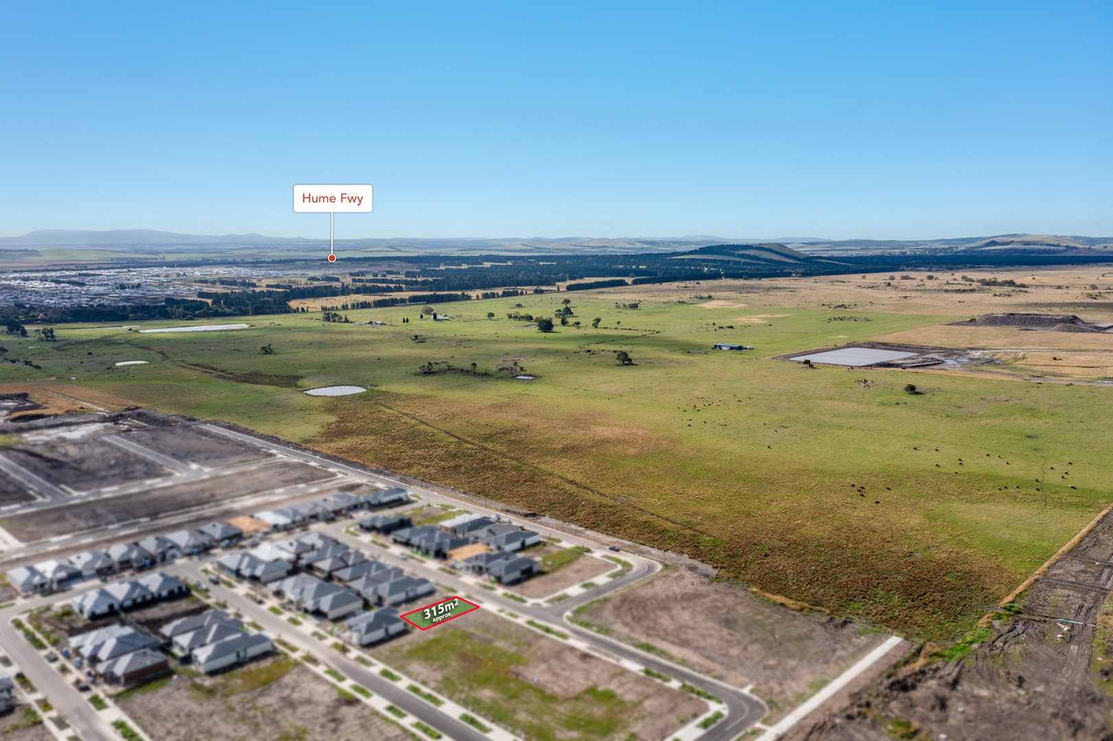 92 Farm Crescent, Donnybrook, VIC 3064, Donnybrook - Thumbnail 3