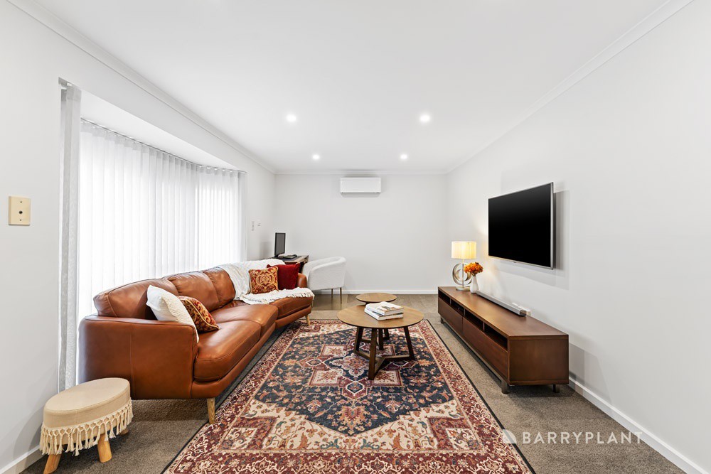 92 Garden Grove Drive, Mill Park, VIC 3082, Mill Park - Thumbnail 2