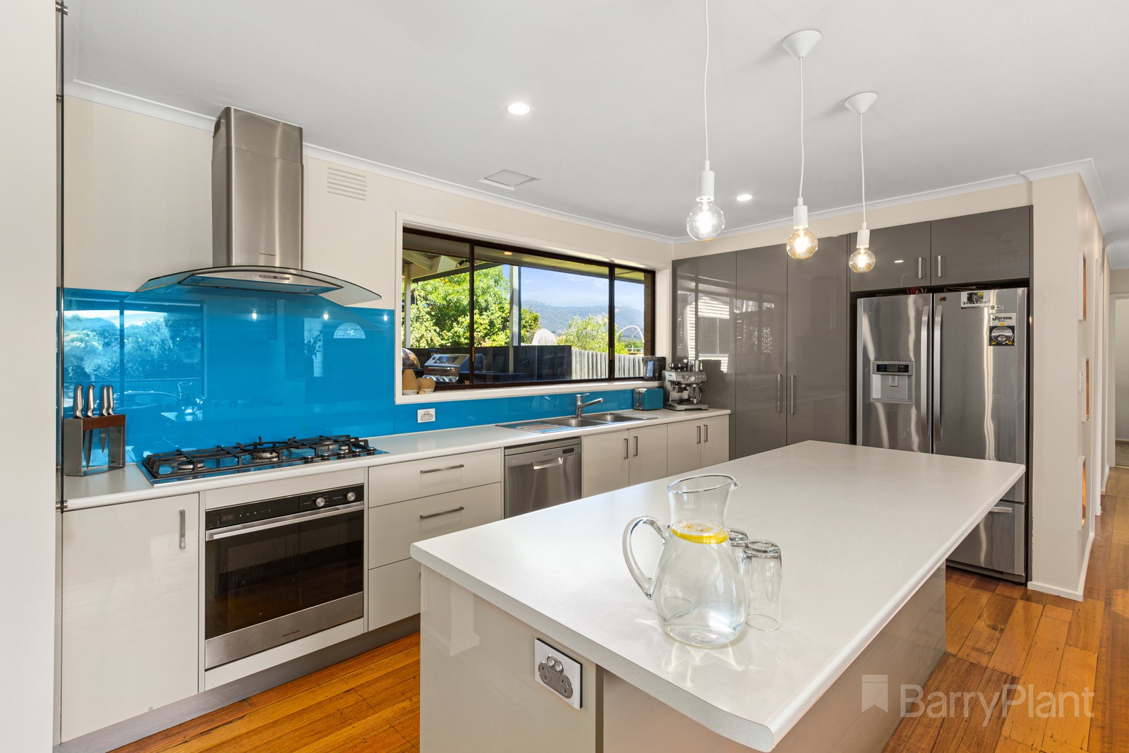92 Hawthory Road, Kilsyth, VIC 3137, Kilsyth - Thumbnail 3