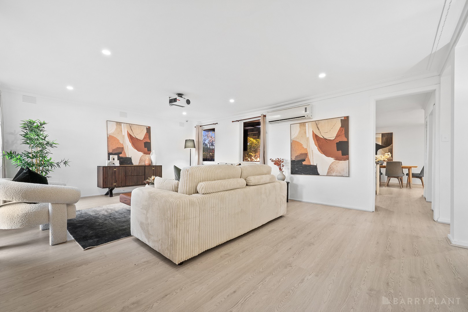 92 Kingsclere Avenue, Keysborough, VIC 3173, Keysborough - Thumbnail 3
