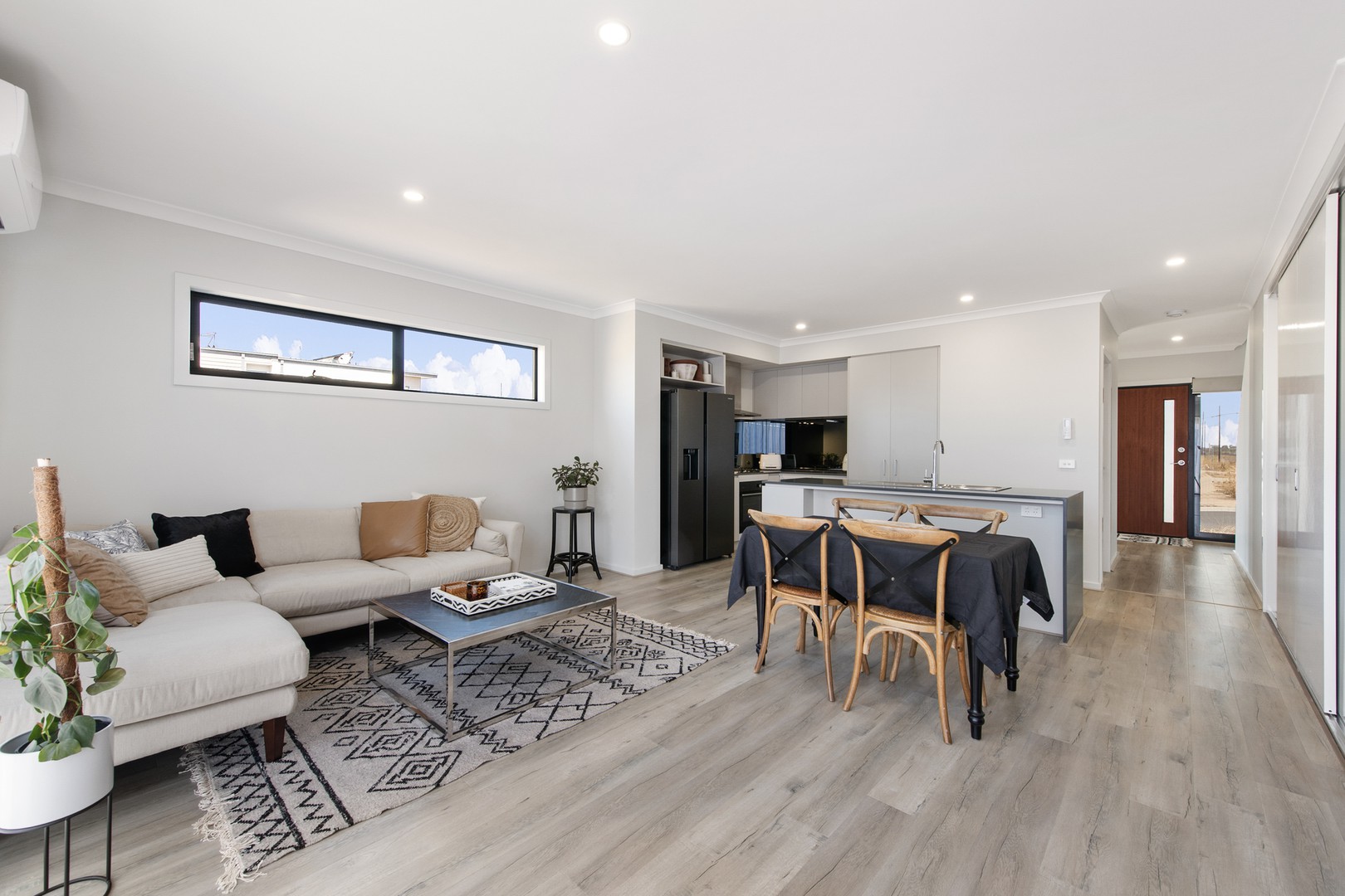 92 Merindah Boulevard, Deanside, VIC 3336, Deanside - Thumbnail 7