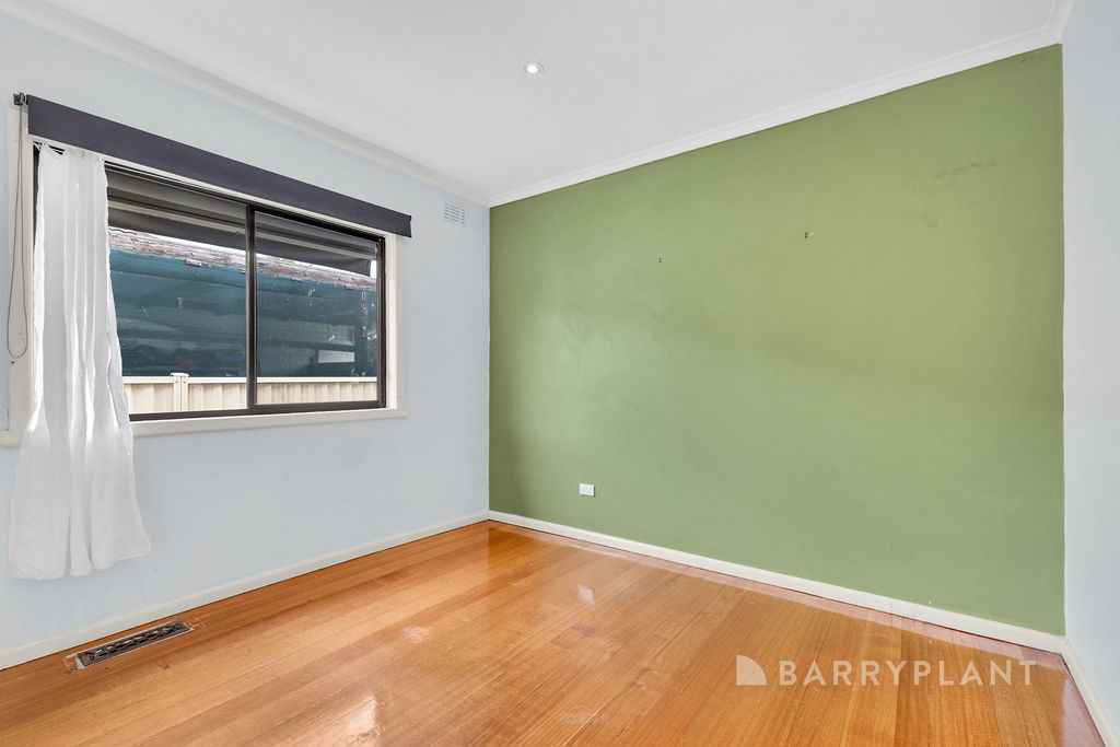 92 Myrtle Street, Springvale South, VIC 3172, Springvale South - Thumbnail 4