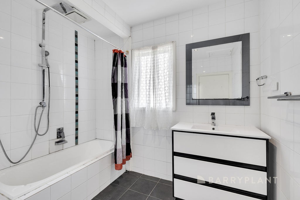 92 Myrtle Street, Springvale South, VIC 3172, Springvale South - Thumbnail 7