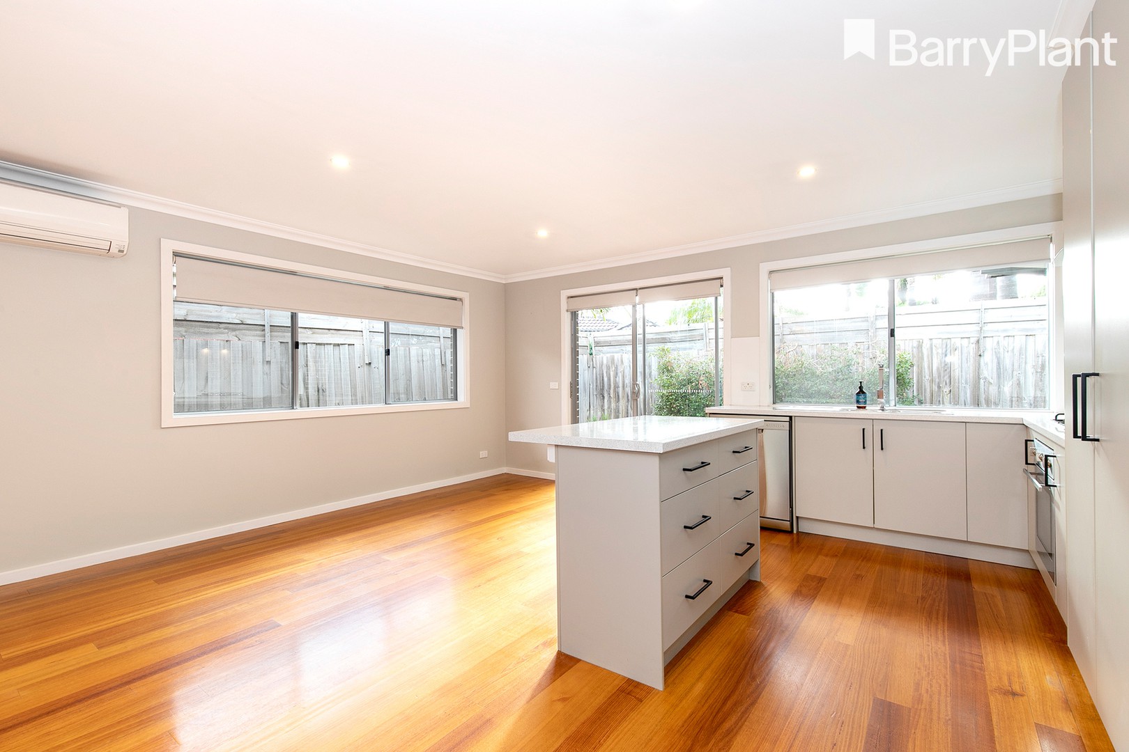 92A Monahans Road, Cranbourne, VIC 3977, Cranbourne - Thumbnail 3