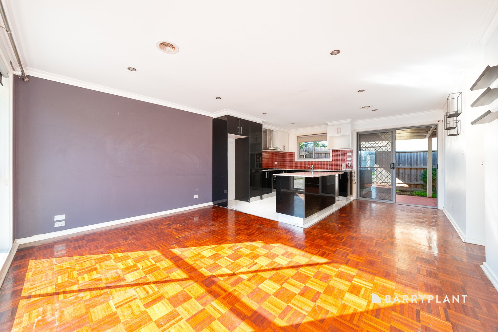 93 Ashleigh Crescent, Meadow Heights, VIC 3048, Meadow Heights - Thumbnail 3