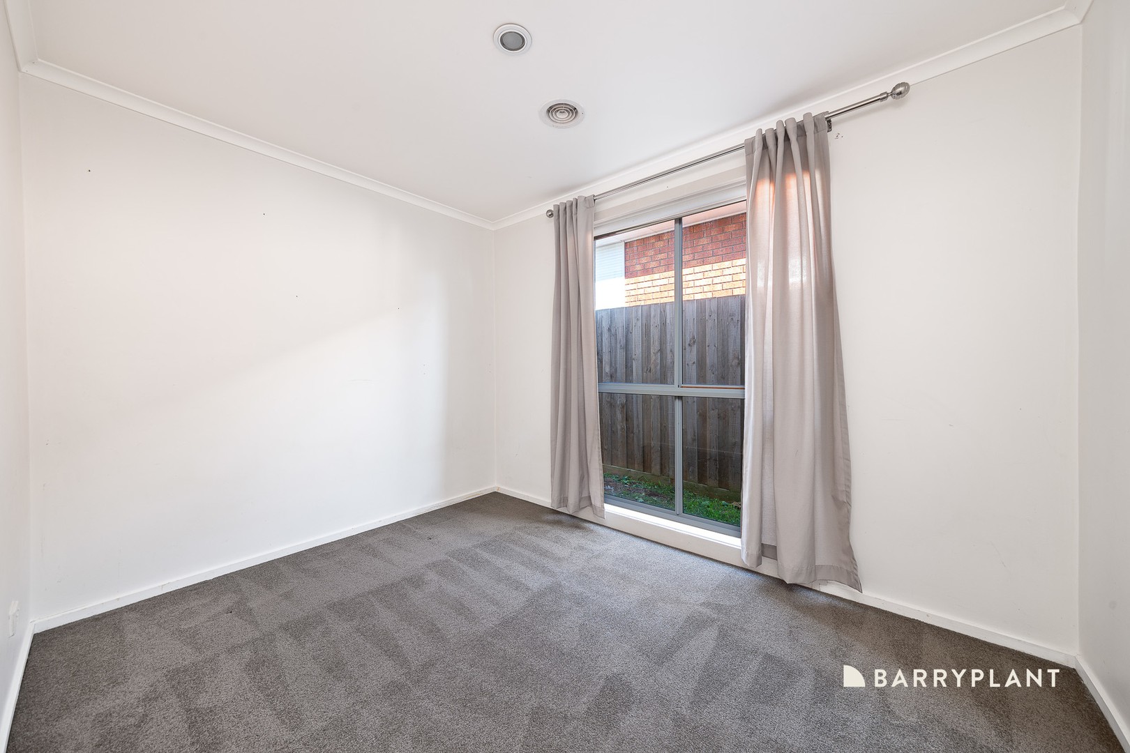 93 Ashleigh Crescent, Meadow Heights, VIC 3048, Meadow Heights - Thumbnail 5