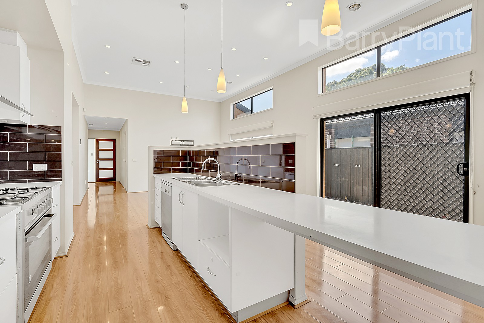 93 Bridgehaven Drive, Craigieburn, VIC 3064, Craigieburn - Thumbnail 4