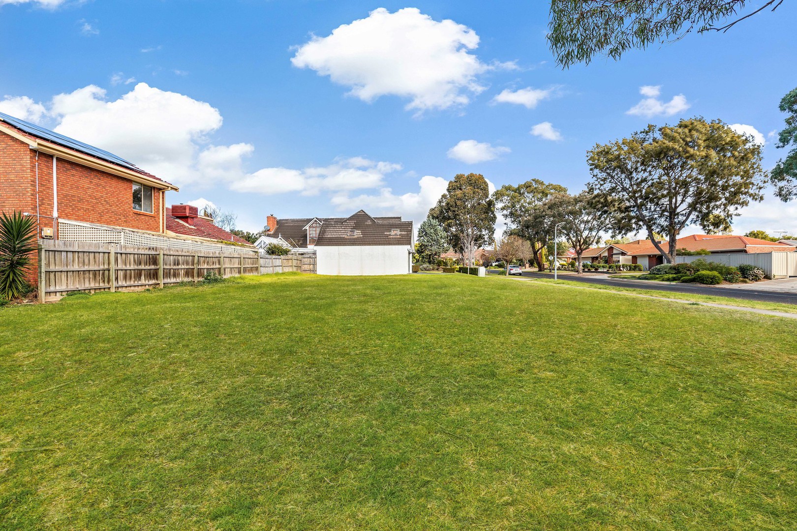 93 Chichester Drive, Taylors Lakes, VIC 3038, Taylors Lakes - Thumbnail 5
