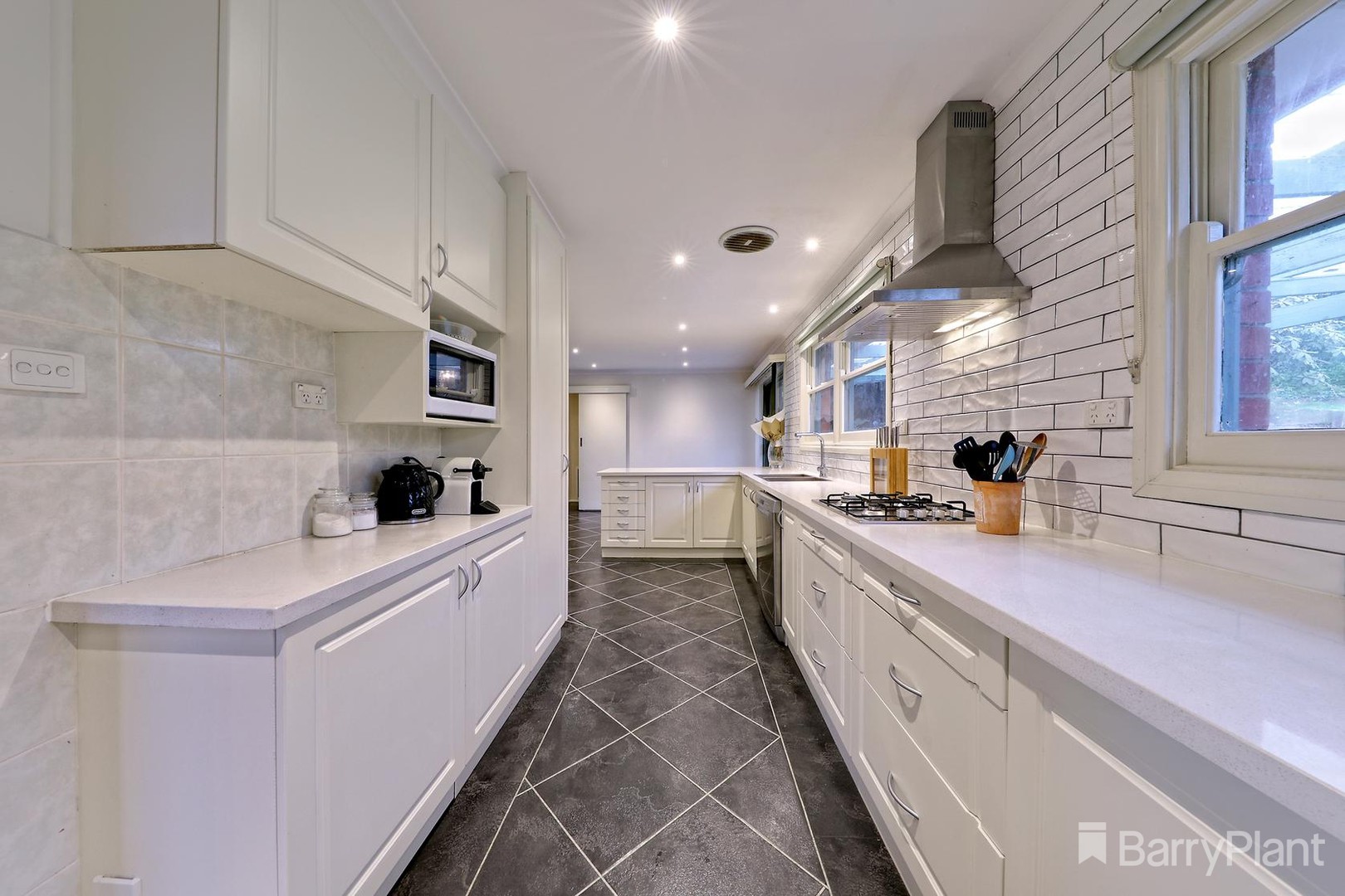 93 Grantulla Road, Menzies Creek, VIC 3159, Menzies Creek - Thumbnail 4