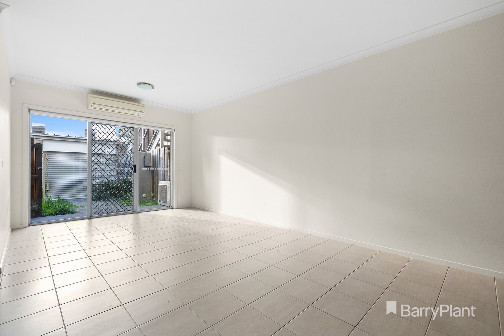 93 Hornsby Street, Dandenong, VIC 3175 - Thumbnail 2 - 12/11/2025
