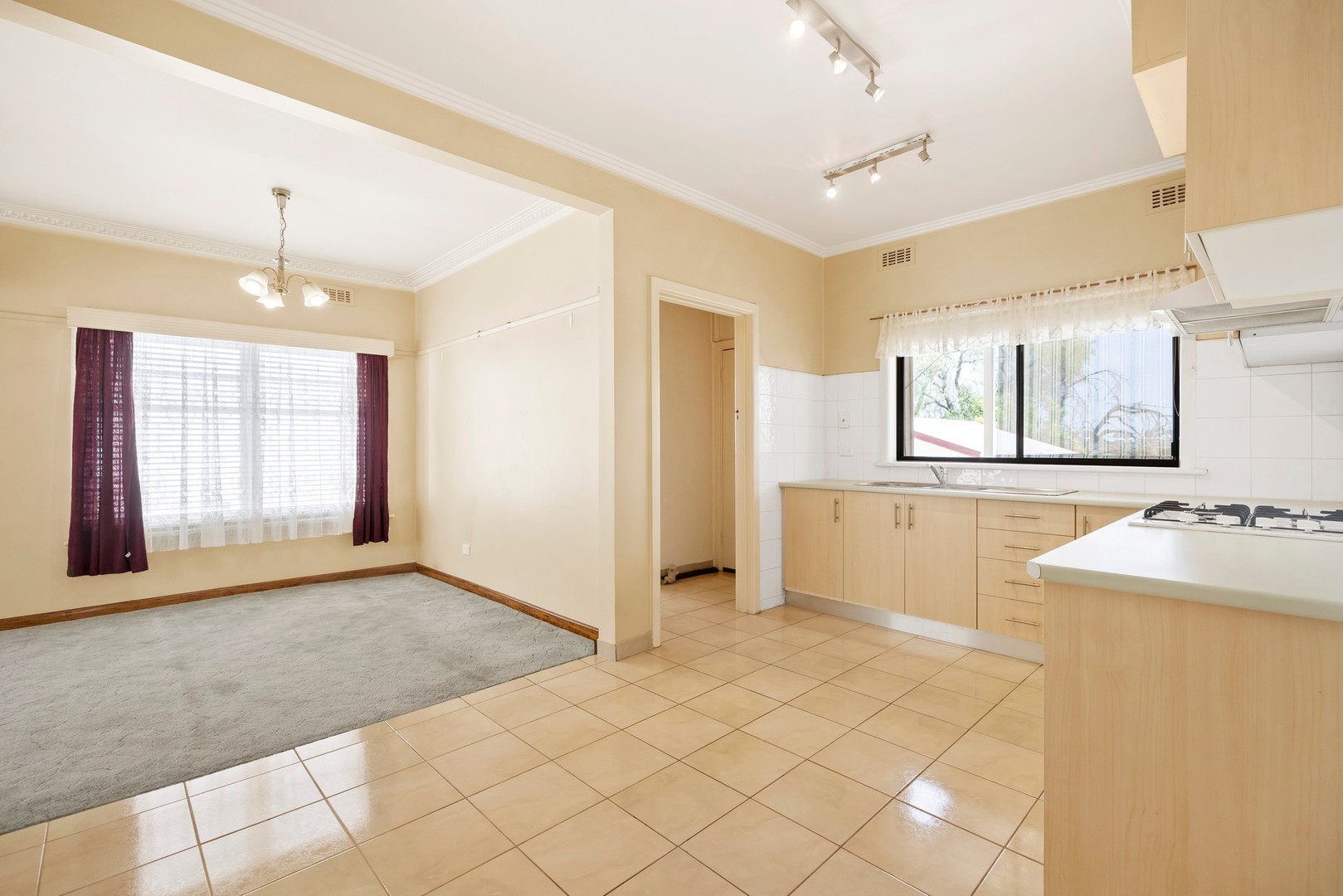 93 Hotham Rd, Niddrie, VIC 3042 - Thumbnail 2 - 18/05/2026