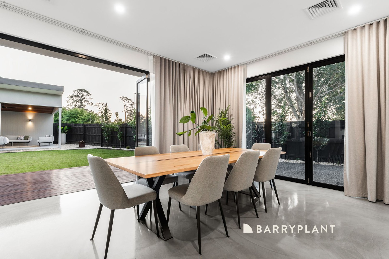93 Lakesfield Drive, Lysterfield, VIC 3156, Lysterfield - Thumbnail 8