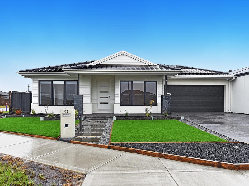 93 Madisons Avenue, Diggers Rest, VIC 3427 - Image - 08/01/2026