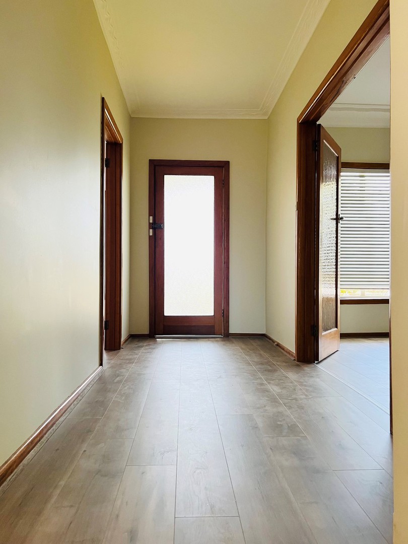 93 Northumberland Road, Sunshine North, VIC 3020, Sunshine North - Thumbnail 4