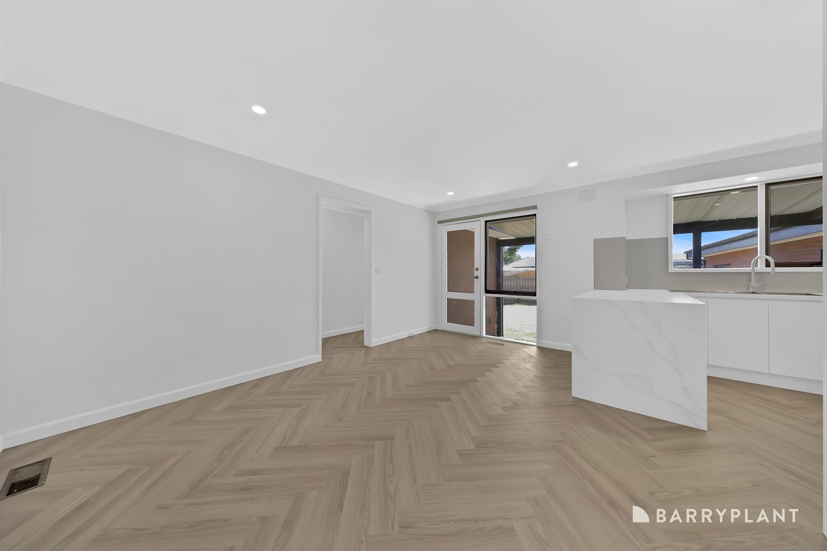 93 Redleap Avenue, Mill Park, VIC 3082, Mill Park - Thumbnail 5