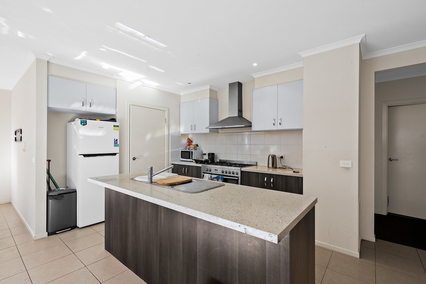 93 Selandra Boulevard, Clyde North, VIC 3978, Clyde North - Thumbnail 4