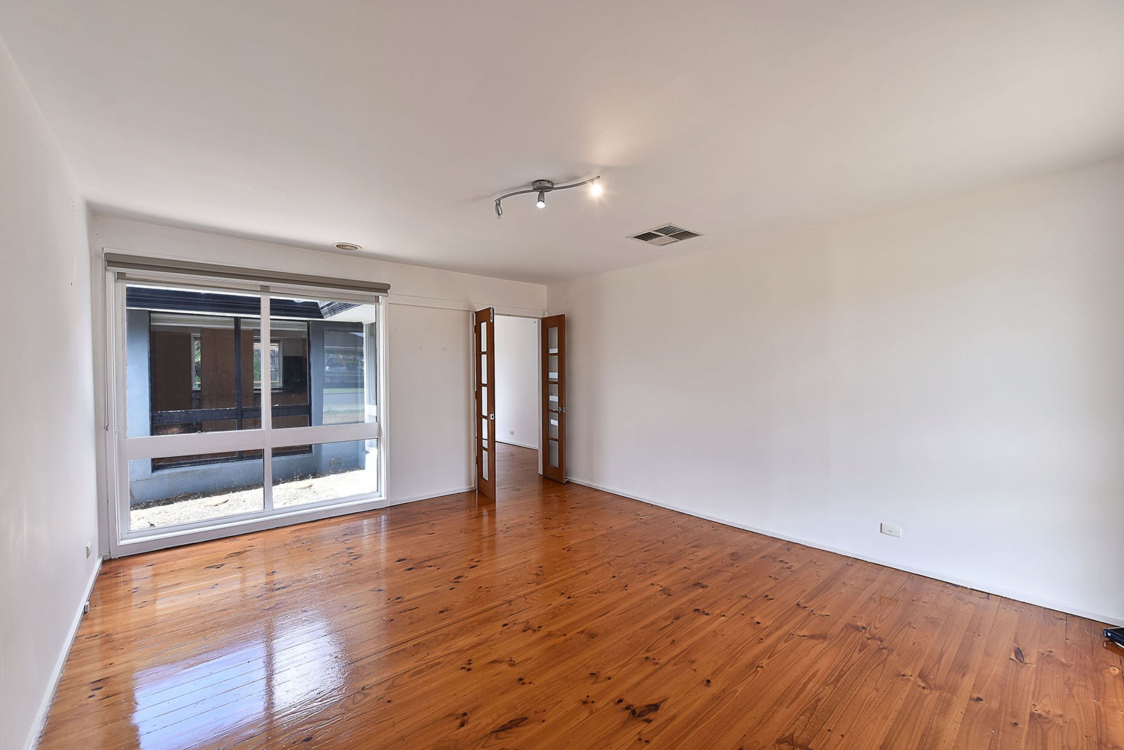 93 Sterling Dr, Keilor East, VIC 3033, Keilor East - Thumbnail 2