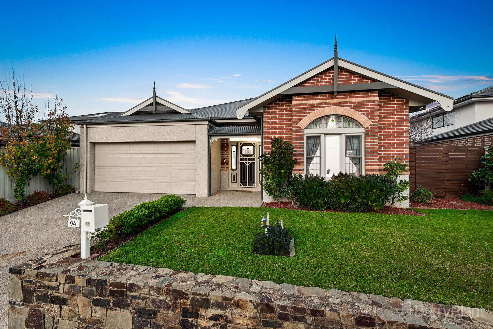 94 Barley Crescent, Clyde North, VIC 3978, Clyde North - Thumbnail 3