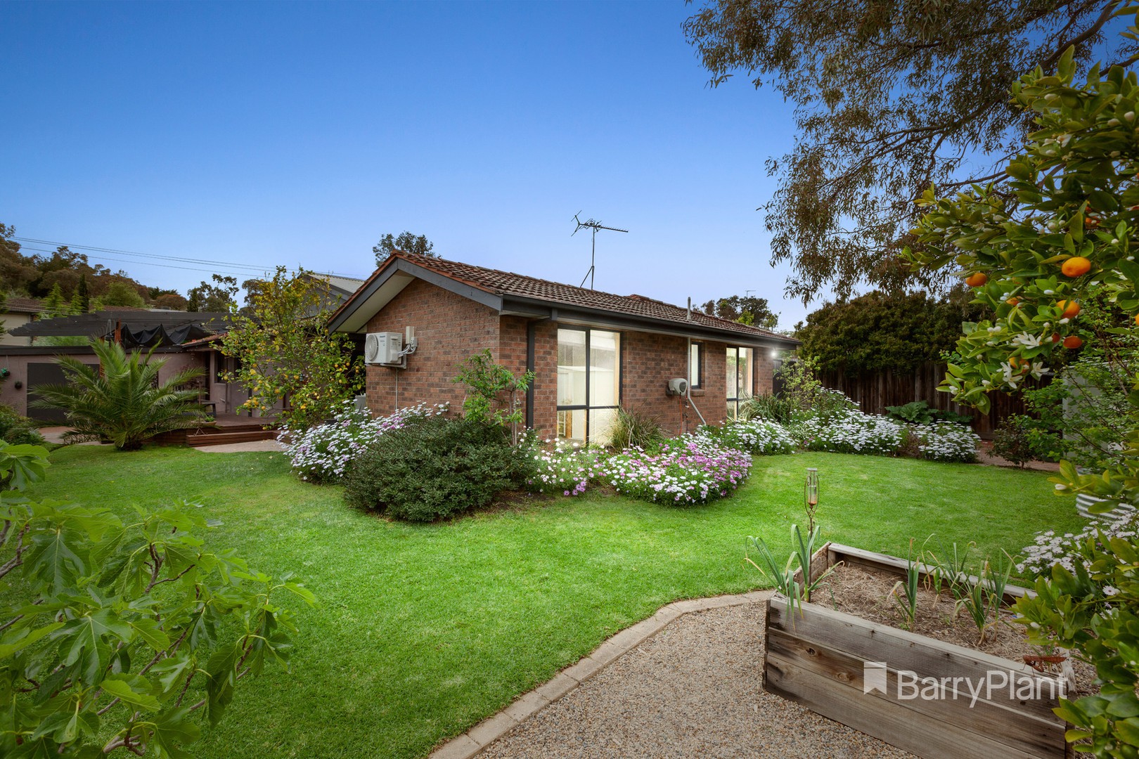 94 Broad Gully Road, Diamond Creek, VIC 3089, Diamond Creek - Thumbnail 8