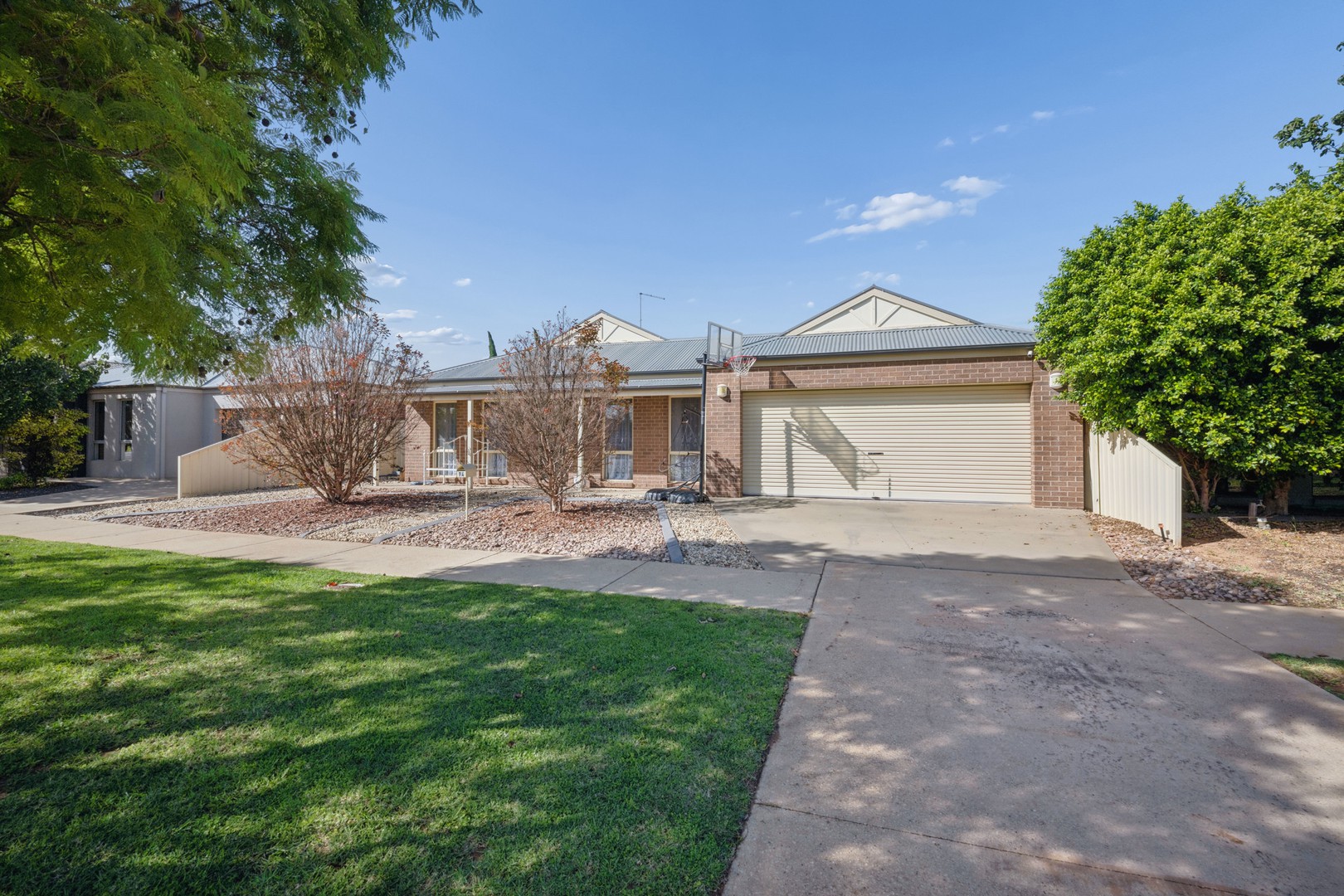 94 Dyar Avenue, Mildura, VIC 3500 - Thumbnail 2 - 11/05/2026