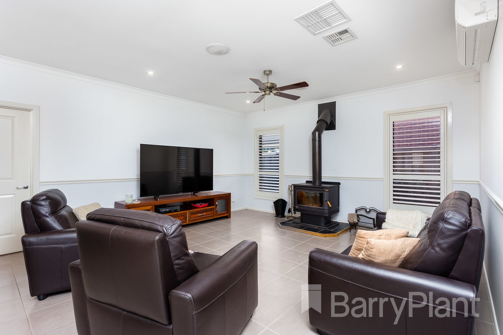 94 Malibu Boulevard, Point Cook, VIC 3030, Point Cook - Thumbnail 8