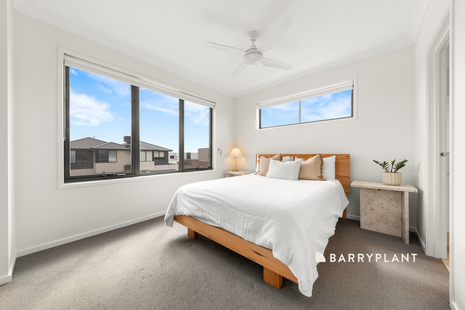 94 Picnic Avenue, Clyde North, VIC 3978, Clyde North - Thumbnail 8
