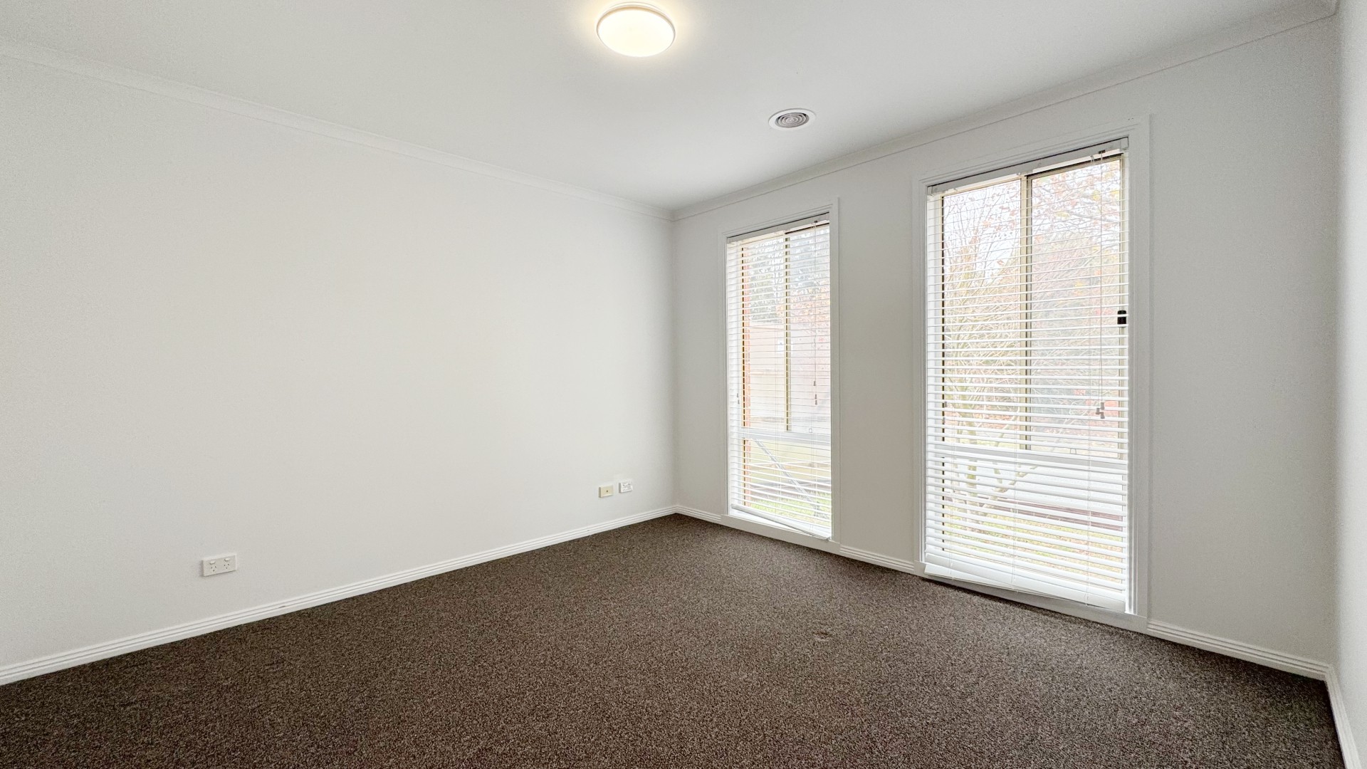 94 Sandalwood Drive, Pakenham, VIC 3810, Pakenham - Thumbnail 6