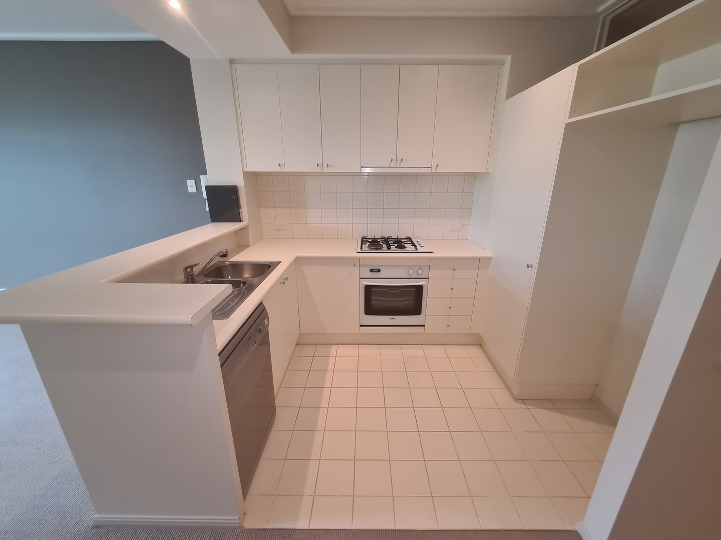 95/1 Graham Street, Port Melbourne, VIC 3207, Port Melbourne - Thumbnail 3