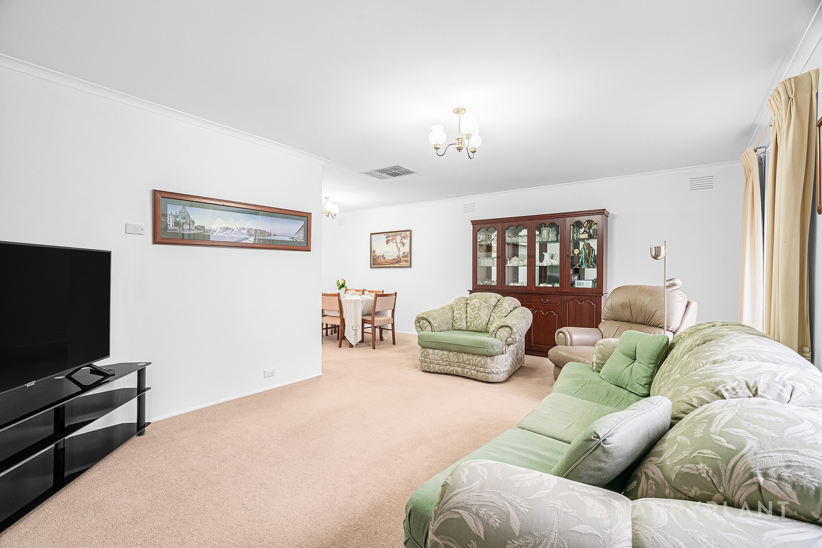 95 Allambanan Drive, Bayswater North, VIC 3153 - Thumbnail 2 - 11/06/2026