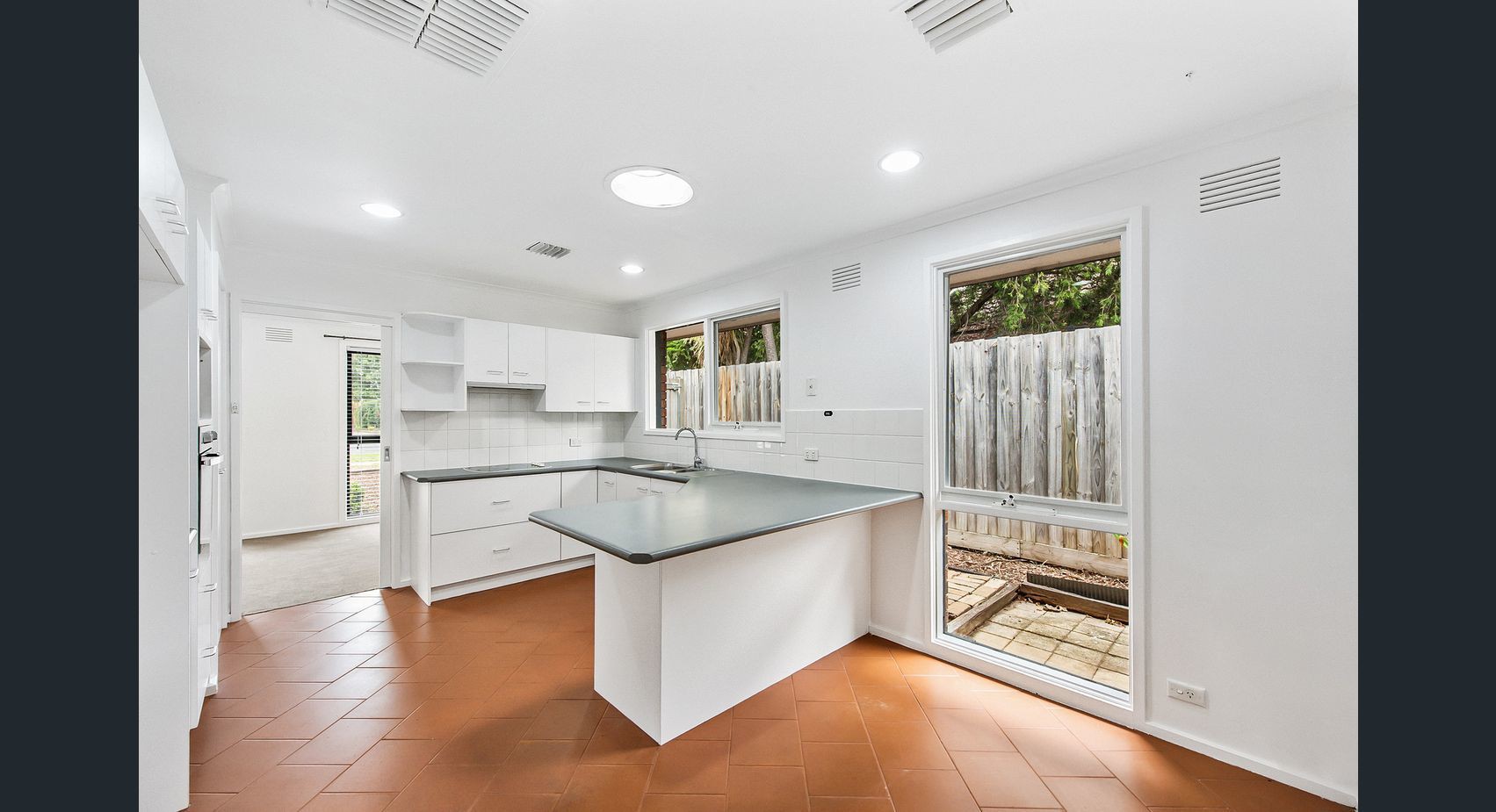 95 Barries Road, Melton, VIC 3337, Melton - Thumbnail 2