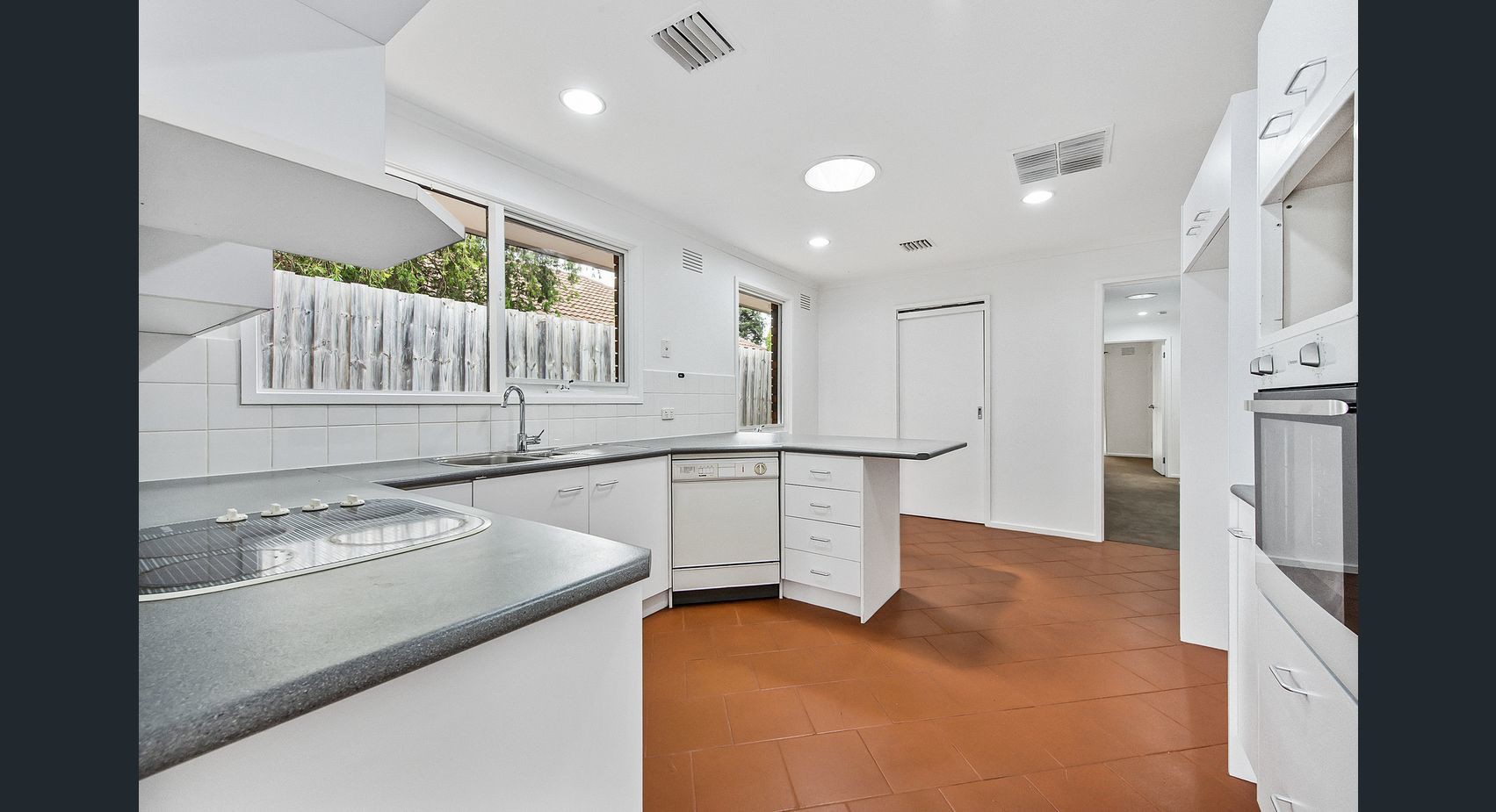 95 Barries Road, Melton, VIC 3337, Melton - Thumbnail 3