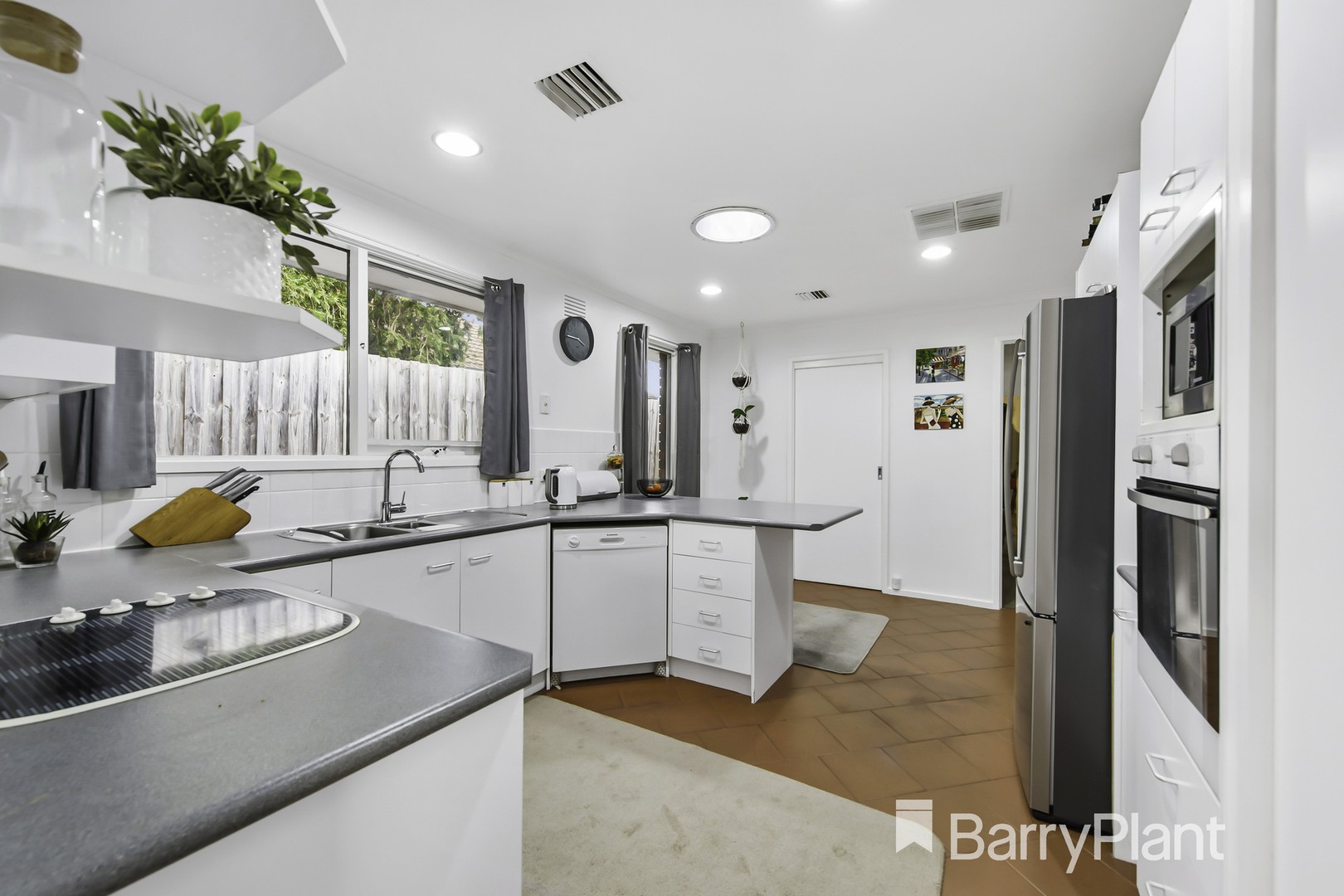 95 Barries Road, Melton, VIC 3337, Melton - Thumbnail 7