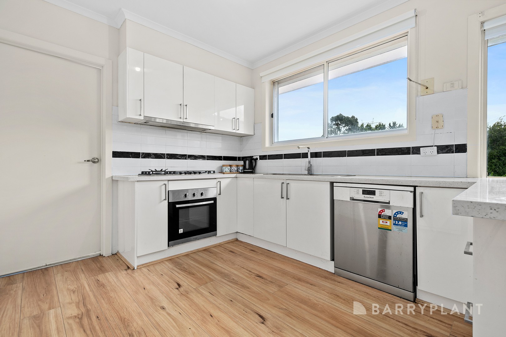 95 Cassinia Crescent, Meadow Heights, VIC 3048, Meadow Heights - Thumbnail 4