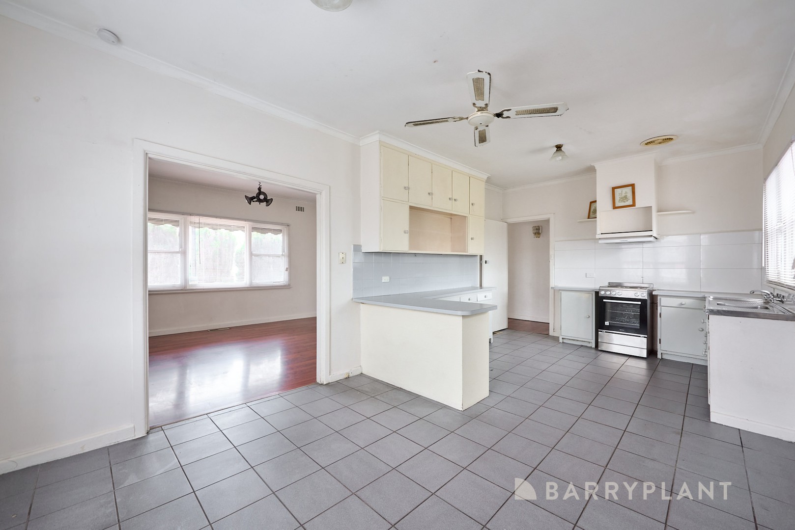 95 Gladstone Road, Dandenong, VIC 3175 - Thumbnail 2 - 20/08/2025